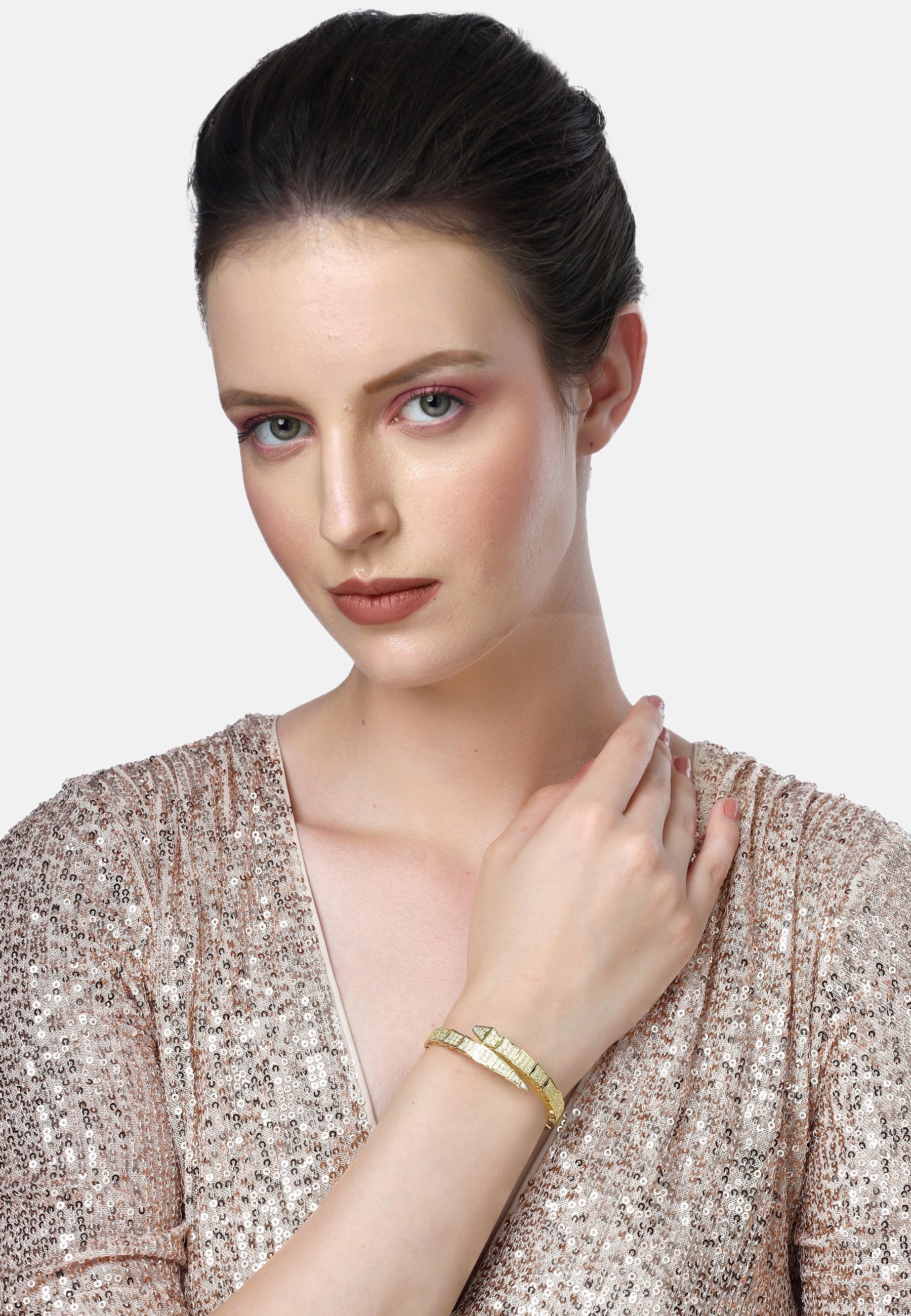 Diva Gleaming Snake Shaped Bracelet