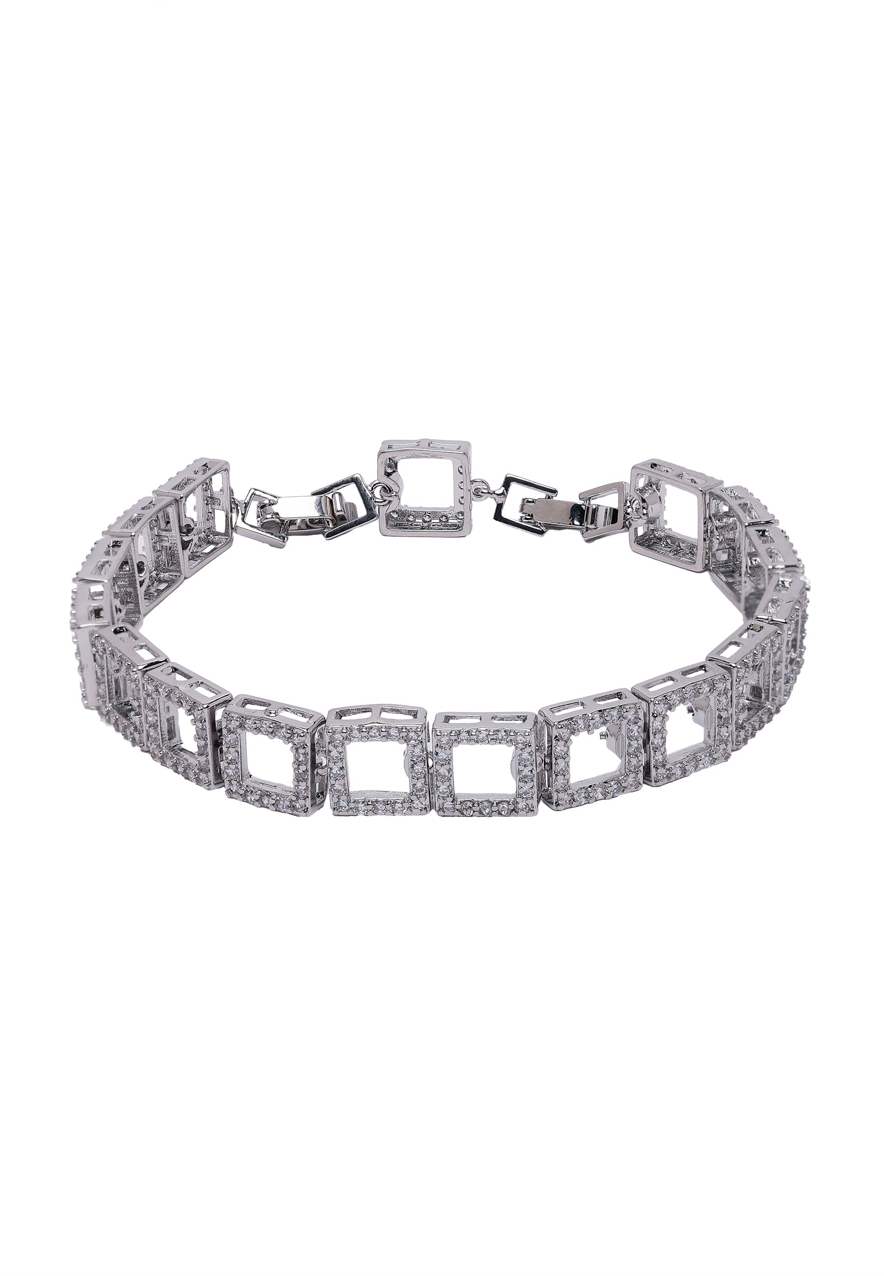 Diva Hollow Square Chain Bracelet
