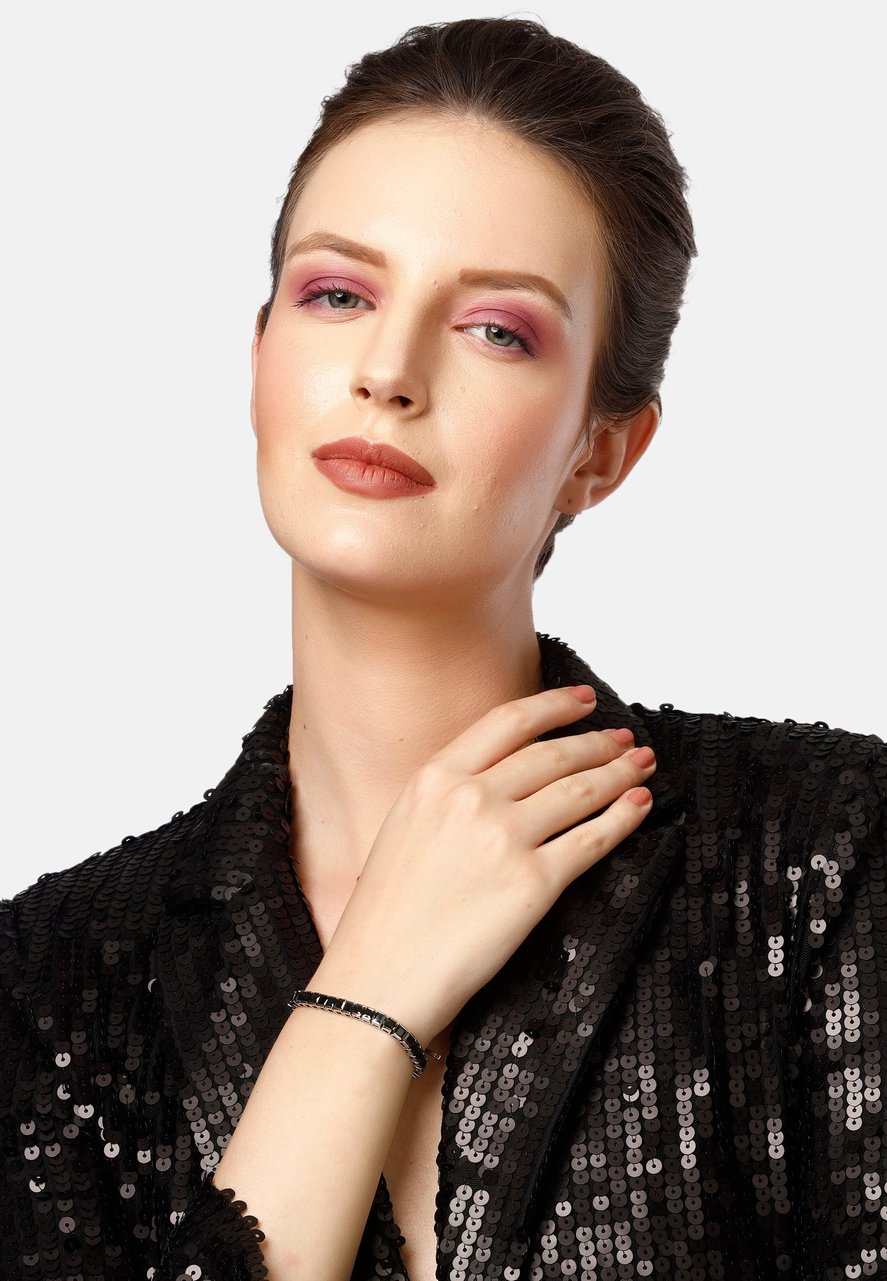 Diva Sleek Studded Bracelet