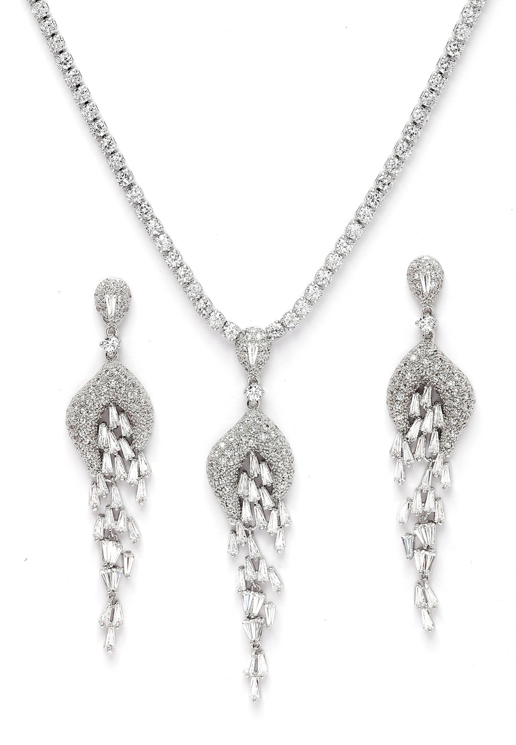 Diva Elegant Chandelier Necklace with Earrings Set