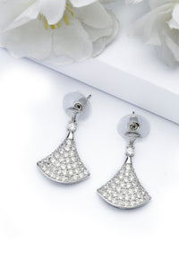 Shimmering Classy Drop Earrings