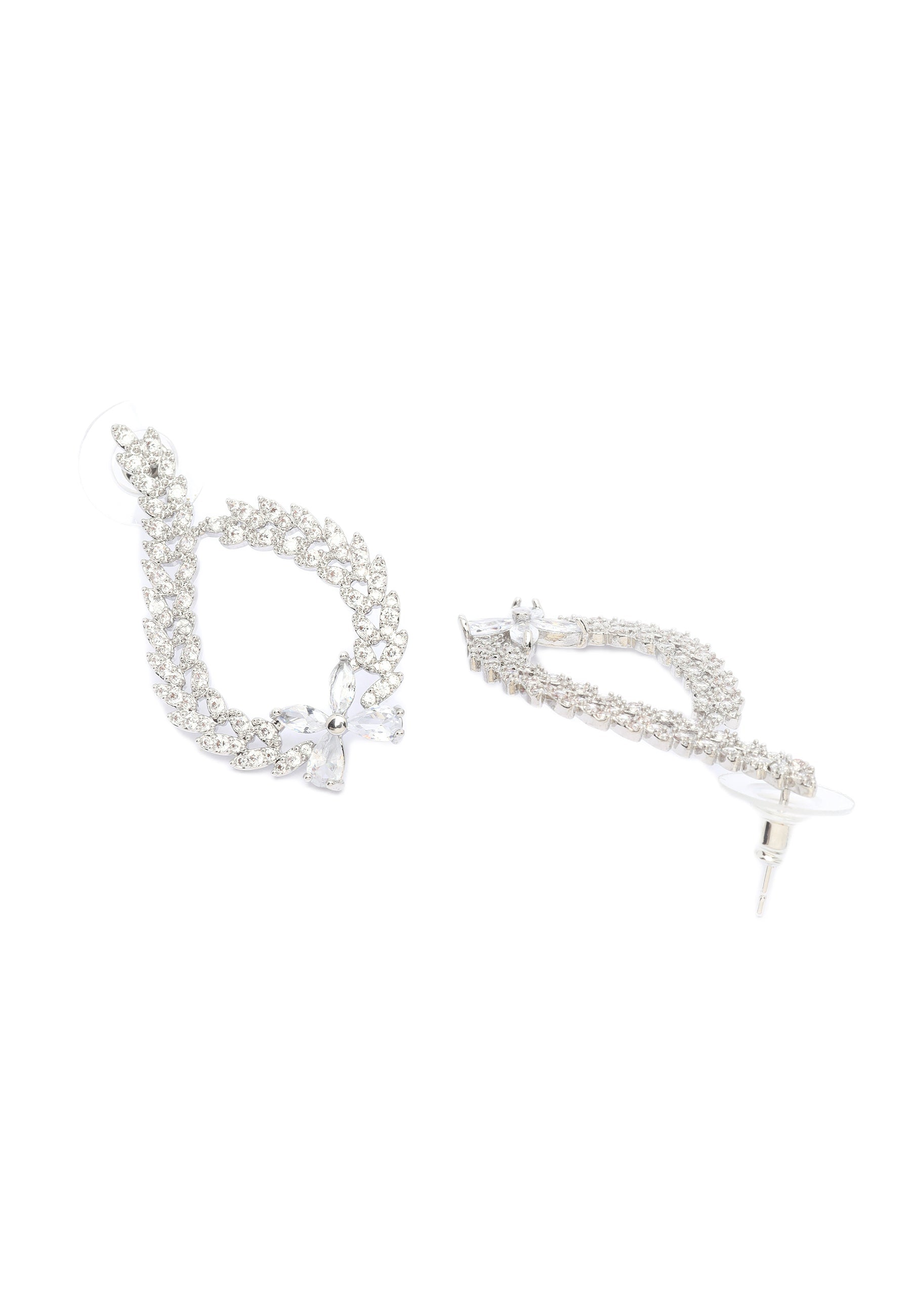 Ethereal Bow-shaped Earrings and Necklace Set