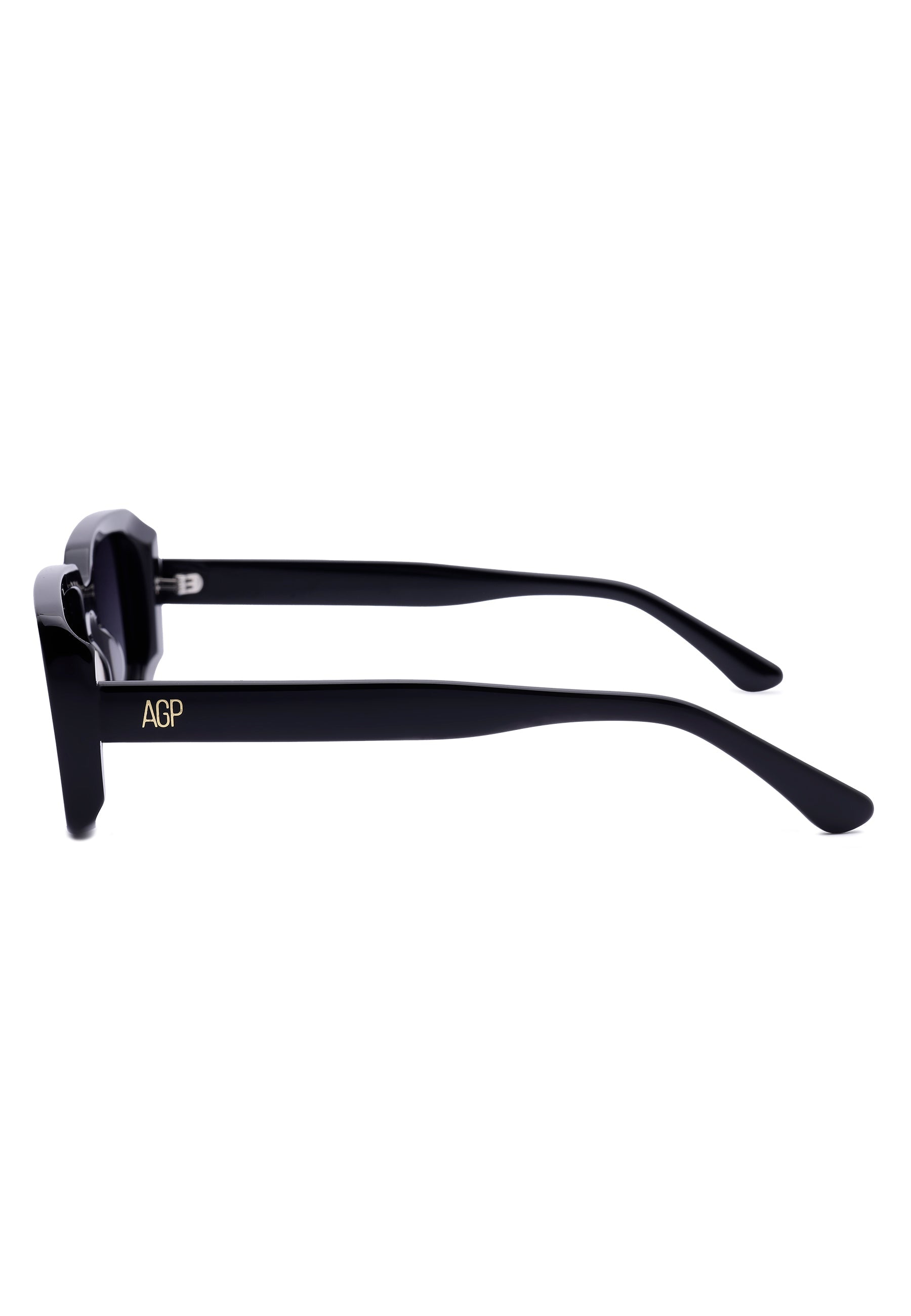 Retro-Inspired Bold Rectangle Sunglasses