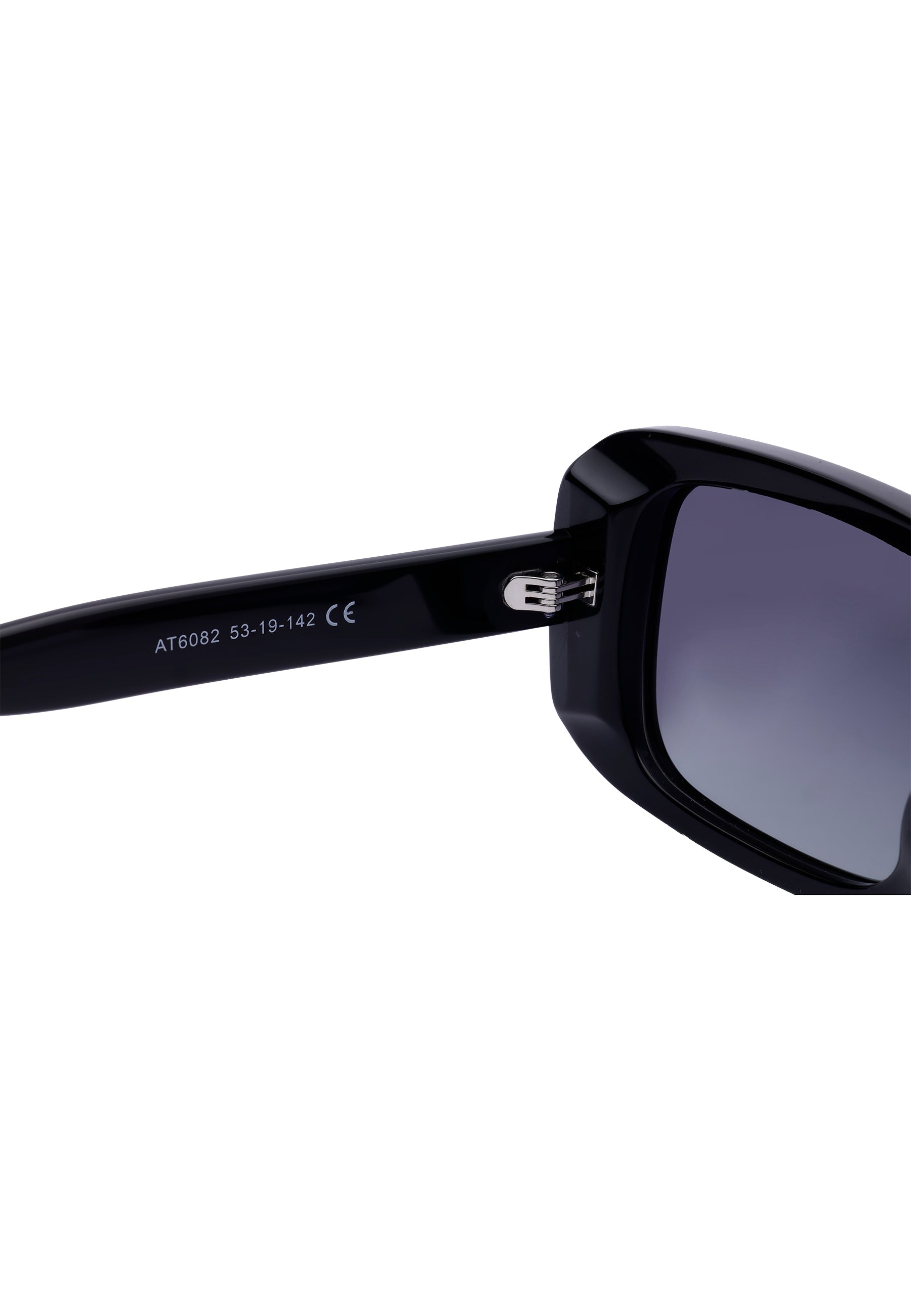 Retro-Inspired Bold Rectangle Sunglasses