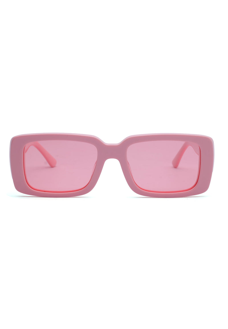Retro-Inspired Bold Rectangle Sunglasses