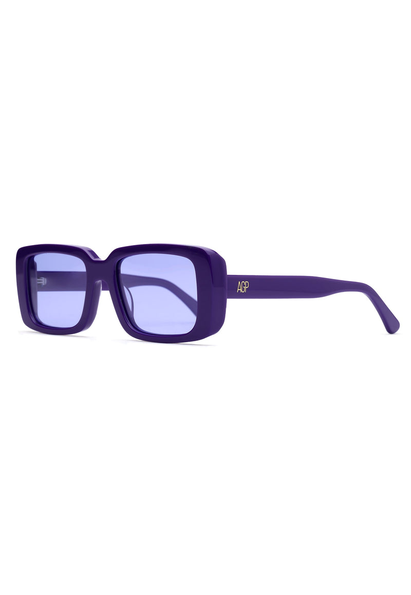 Retro-Inspired Bold Rectangle Sunglasses