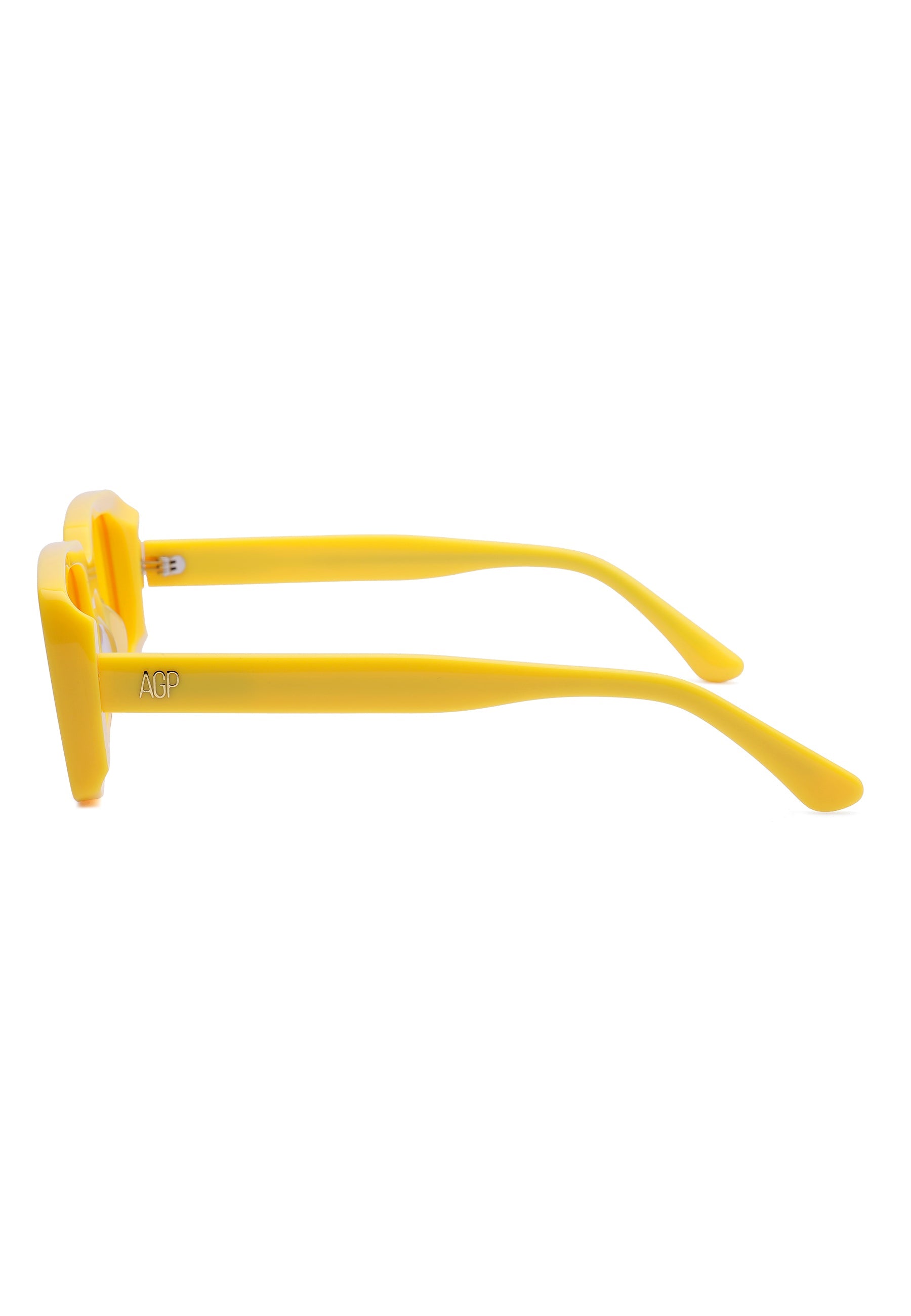 Retro-Inspired Bold Rectangle Sunglasses